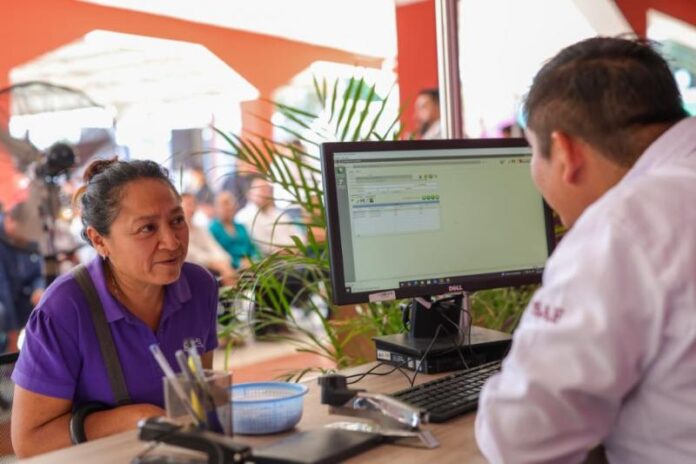 Ponen en marcha la Ventanilla Única Estatal Móvil en Hoctún