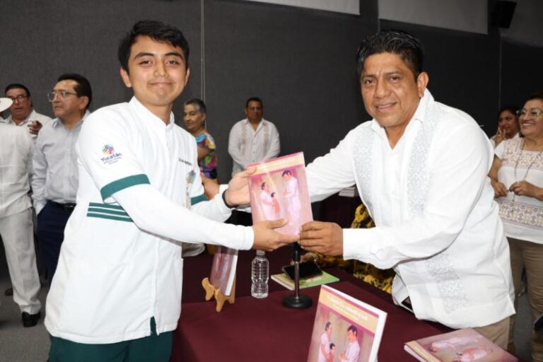 Presentan manual médico en lengua maya para fortalecer la atención de salud en Yucatán