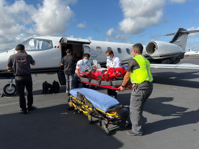 Trasladan de Cancún a CDMX a menor con quemaduras de segundo grado