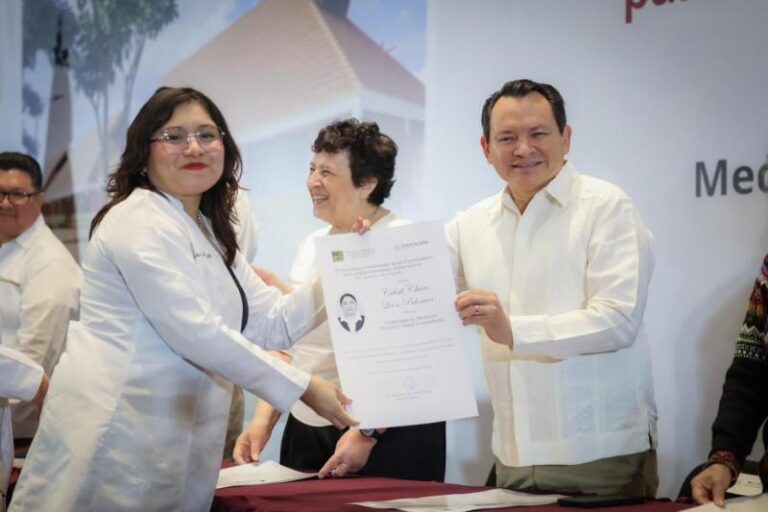 Yucatán fortalece su sistema médico con nuevos profesionales de la salud