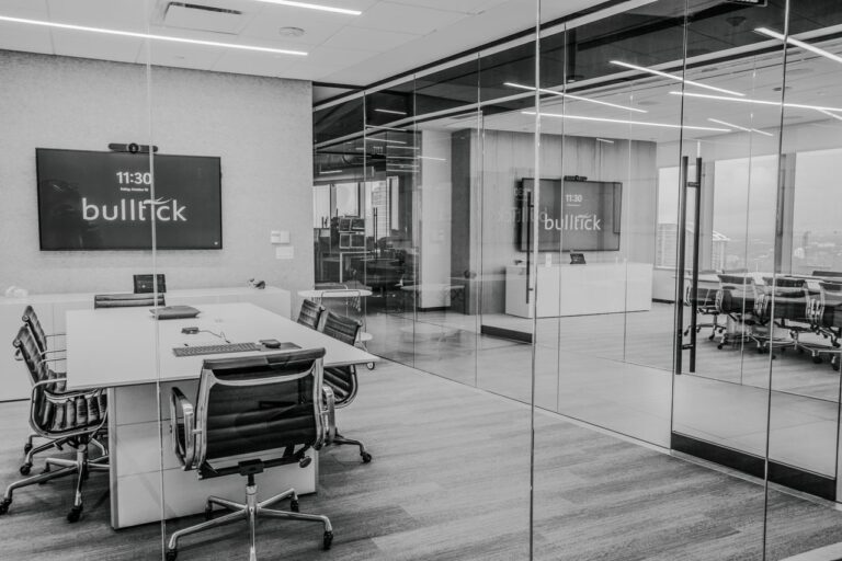 El impacto de la transparencia financiera en la confianza pública, un análisis de Adolfo del Cueto Aramburu