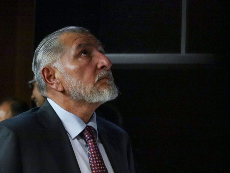 Niega Adán Augusto López ruptura con Claudia Sheinbaum y aclara su cambio en el Senado