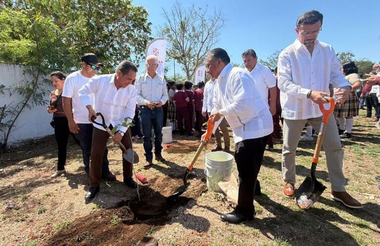 Inicia el programa “Renacimiento Verde en tu Escuela” en Mérida