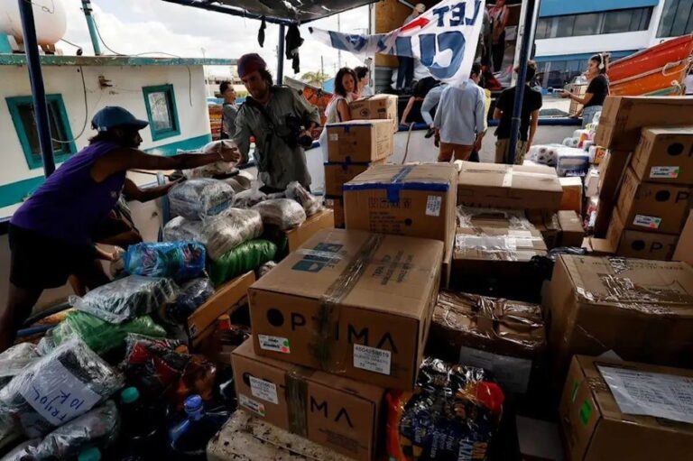 Desde Yucatán, zarpa 30 toneladas de ayuda humanitaria para Cuba