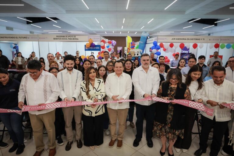 Feria Nacional del Empleo abre sus puertas a mujeres de Yucatán