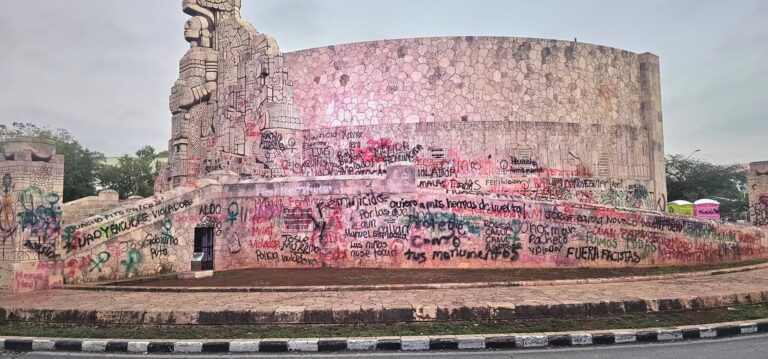 INAH presenta dictamen sobre el estado de los monumentos de Paseo de Montejo