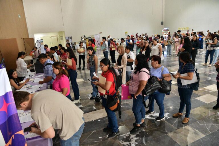 Javier May inaugura la Feria Nacional de Empleo para las Mujeres 2026