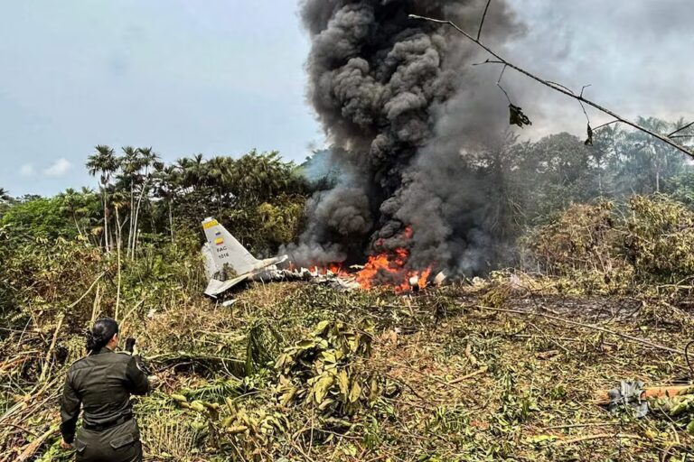 Avión de la Fuerza Aérea Colombiana se estrella en Putumayo
