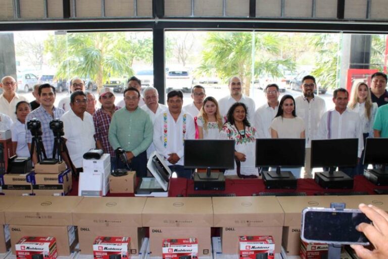 Modernizan el Registro Civil de Yucatán con nuevo equipo tecnológico