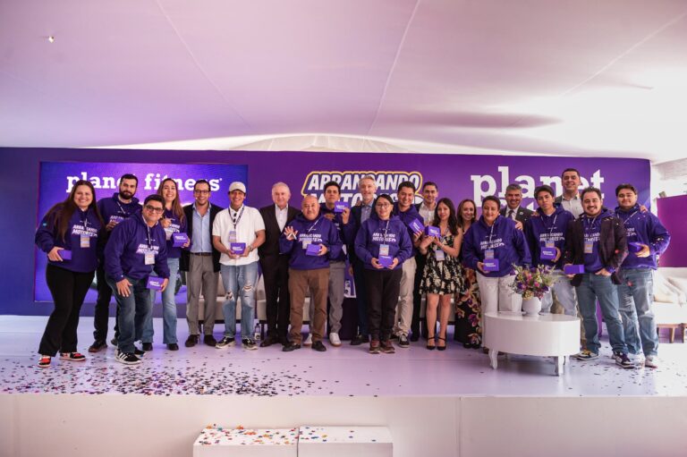 Planet Fitness® celebra Arrancando Motores como un caso de éxito junto a sus socios