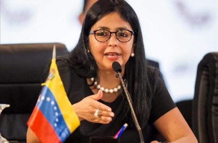Gobierno de EU reconoce a Delcy Rodríguez como jefa de Estado de Venezuela; decisión impacta caso contra Nicolás Maduro