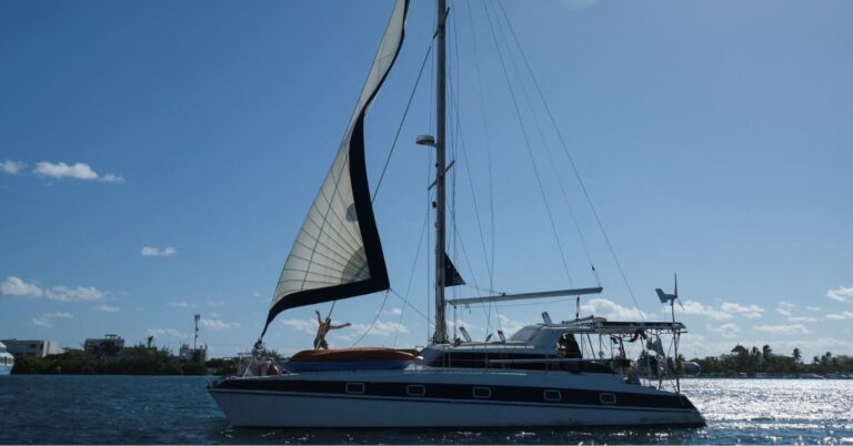 Veleros con ayuda humanitaria llegaron “sanos y salvos” a Cuba