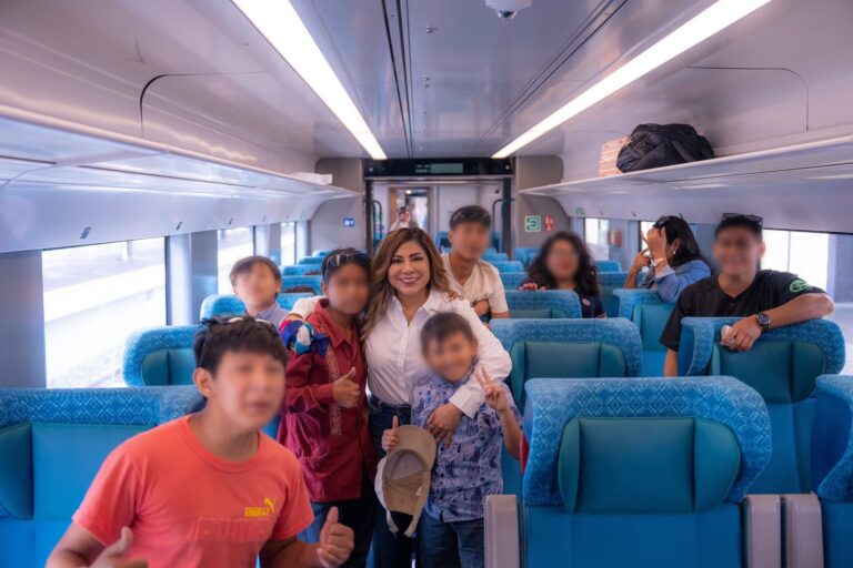 Niños de Casa Otoch viajan por primera vez en el Tren Maya