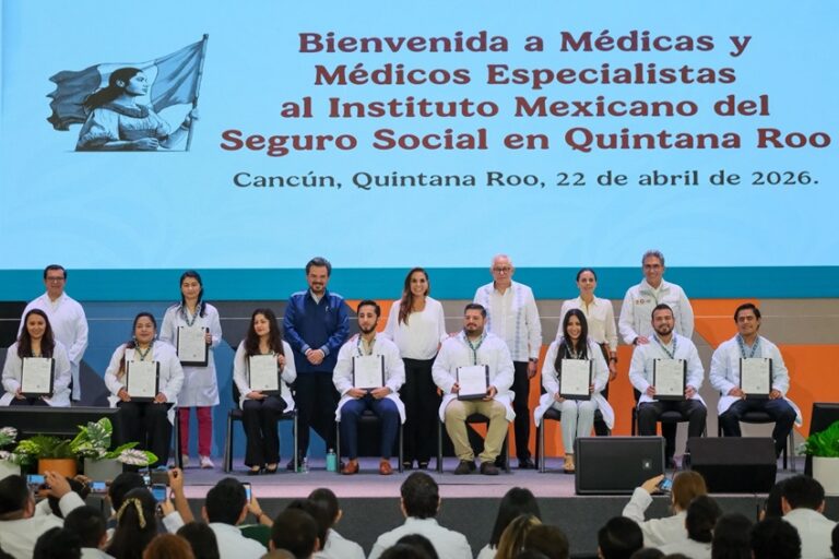 Fortalecen el sistema de salud de Quintana Roo con nuevos médicos especialistas