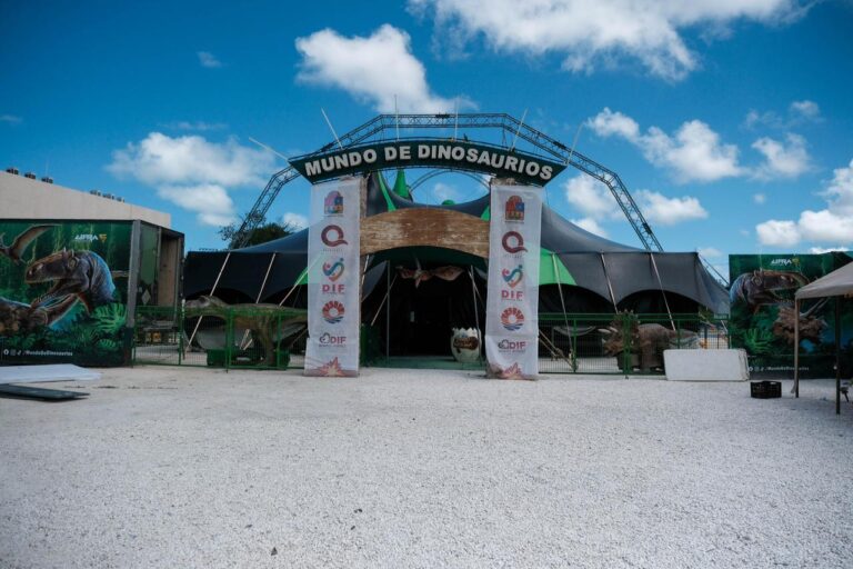 Invitan a las infancias de Cancún a disfrutar del espectáculo “Mundo de Dinosaurios”