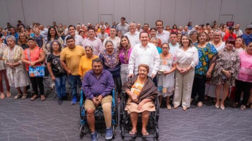 Más de 300 yucatecos recuperan su autonomía con apoyos funcionales