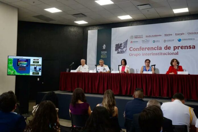 Pemex admite que fuga en ducto causó derrame en Golfo de México; cesan a tres funcionarios