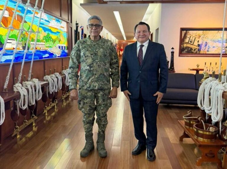 Supervisan avances en ampliación y modernización del Puerto de Altura de Progreso