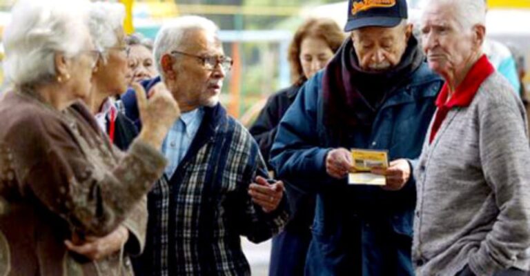 Aumento a pensionados IMSS en mayo 2026: así queda el nuevo pago mínimo