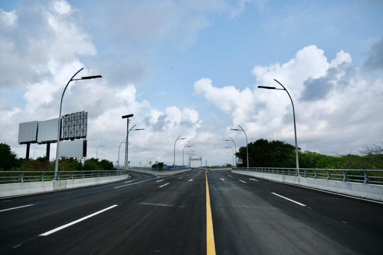 Apertura del Puente Vial Nichupté se hará con pruebas y medidas de seguridad vial: Mara Lezama