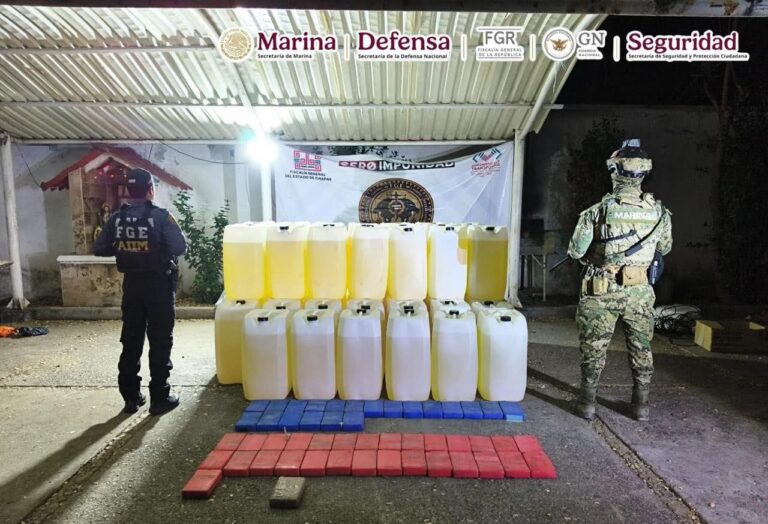 Aseguran bodega con droga, armas y combustible en Chiapas; hay 4 detenidos