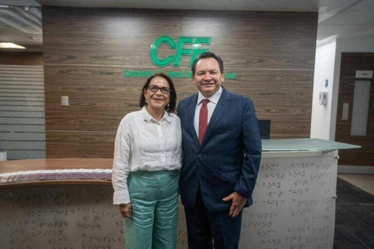 Díaz Mena y CFE aseguran suministro eléctrico para Yucatán