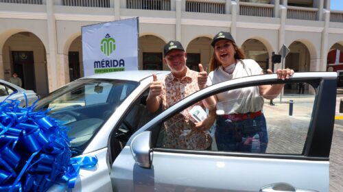 Entregan premios del sorteo "Gana Mérida Ganas Tú 2026"
