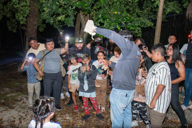 FPMC fortalece la educación ambiental con la quinta edición de la “Noche del Murciélago”