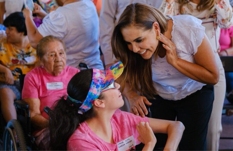 Inician entrega anual de apoyos funcionales en Quintana Roo
