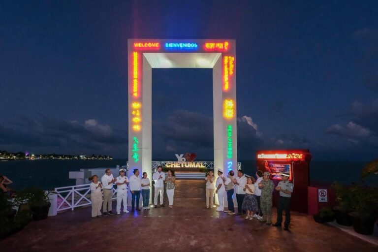 Mara Lezama inaugura el Portal Marítimo de Chetumal