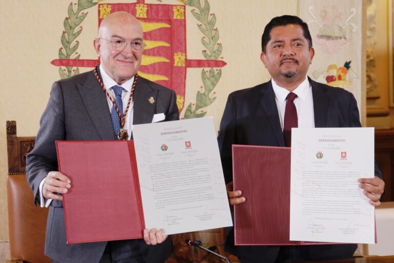 Las Valladolid de Yucatán y España formalizan histórico hermanamiento