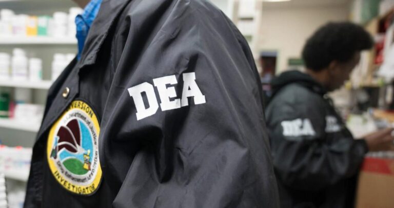 Anuncia DEA “guerra total” contra cárteles de México