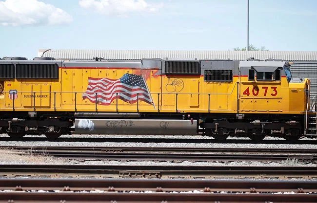 Identifican a tres mexicanos entre los cuerpos hallados en tren de Texas
