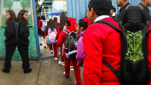 Plantea Claudia Sheinbaum seis semanas de vacaciones en escuelas