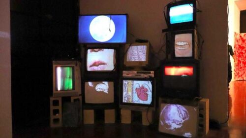 Estudiantes de cine de la UNAY presentan la muestra experimental "El fantasma no tiene casa"
