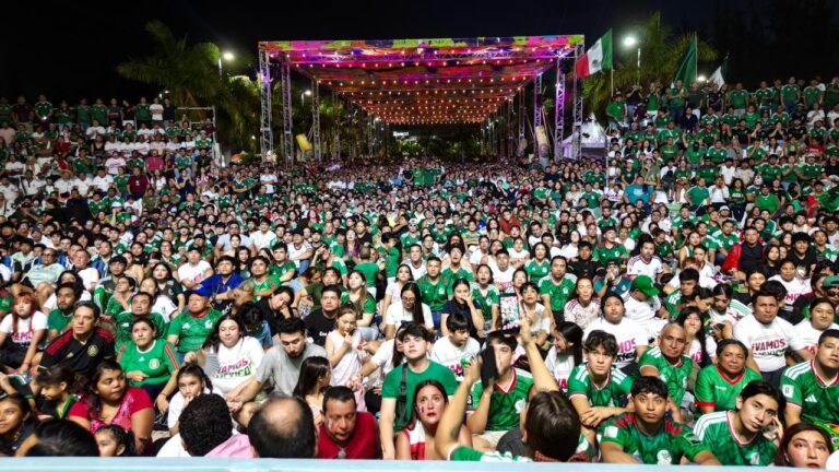 Fut Fest pinta de verde, blanco y rojo el Malecón Tajamar por el partido México-Chequia