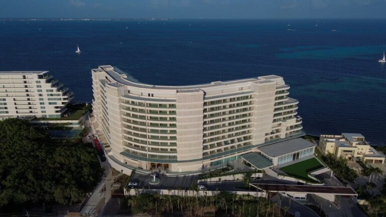 Inauguran el hotel St. Regis Costa Mujeres; contó con una inversión de 250 mdd