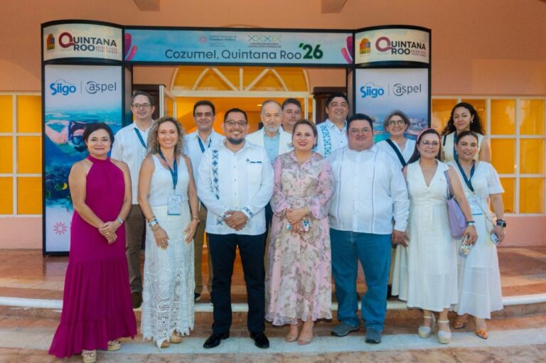 Inauguran la XXXIX Convención Regional de Contadores Públicos en Cozumel