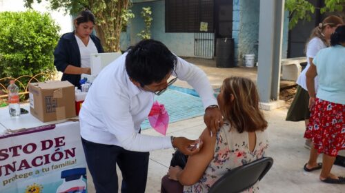 Llevan Feria de Salud a la colonia Sambulá, en Mérida