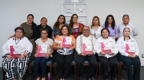 Mara Lezama reconoce a 457 servidoras y servidores públicos de Quintana Roo