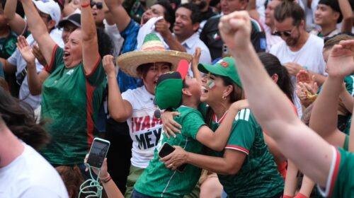 Mara Lezama vive la pasión del Mundial en el Malecón Tajamar de Cancún