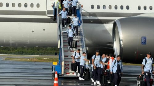 Selección de Uruguay llega a Cancún donde continuará su preparación mundialista