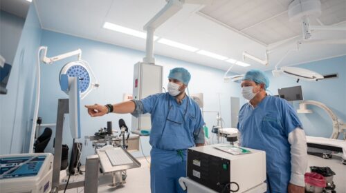 Yucatán realiza su primera cirugía robótica en el sector público