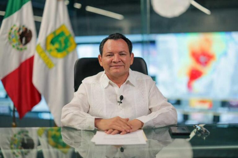 Yucatán suspende actividades no esenciales ante lluvias severas