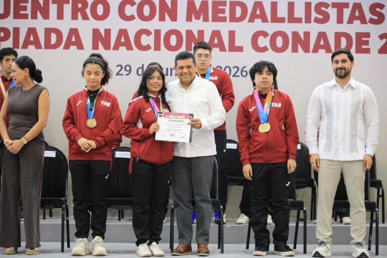 Tabasco premiará el éxito deportivo: becas para atletas de alto rendimiento crecerán de 10 a 15 mil pesos mensuales