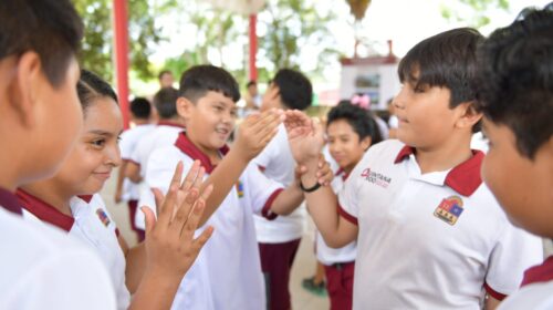 Concluye ciclo escolar 2025-2026 en Quintana Roo; más de 338 mil alumnos inician sus vacaciones de verano