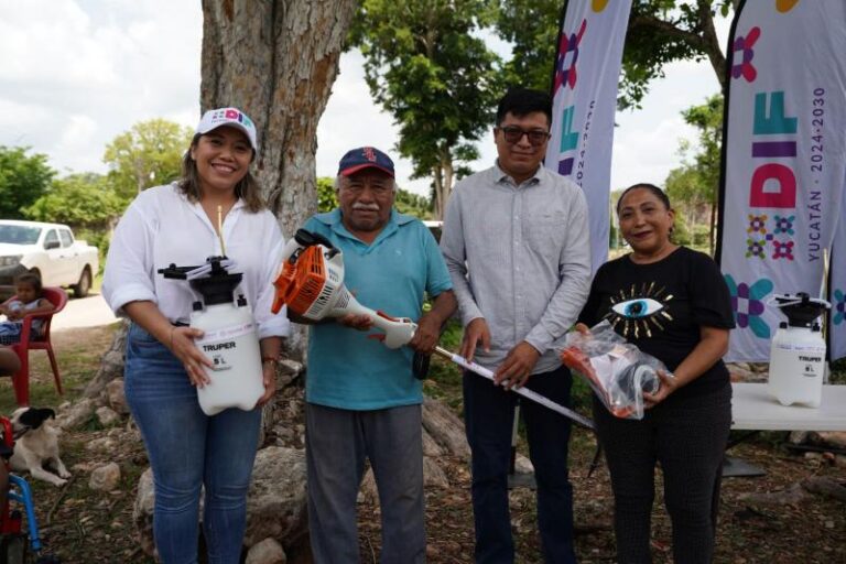 DIF Yucatán entrega proyectos productivos y apoyos funcionales en San José Chactún, Maxcanú