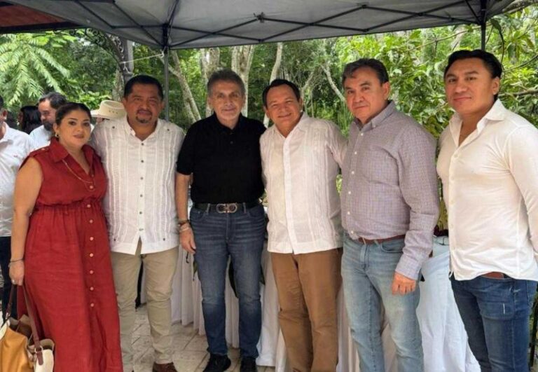 Díaz Mena encabeza reunión con empresarios para consolidar el turismo en Valladolid