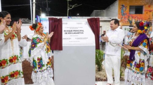 Inauguran el nuevo parque principal de Río Lagartos