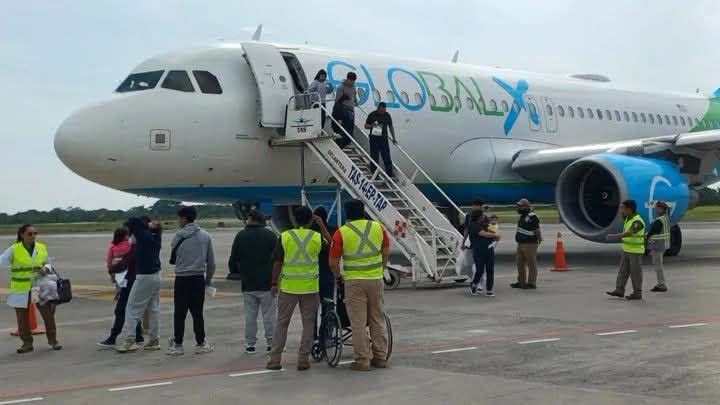Llegan más de 650 mexicanos deportados desde Estados Unidos